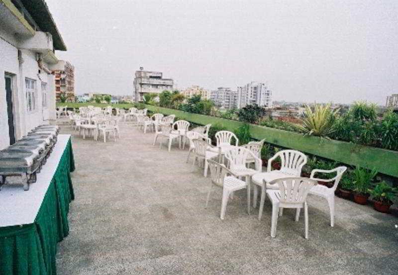 כלכותה Park Palace Hotel מראה חיצוני תמונה
